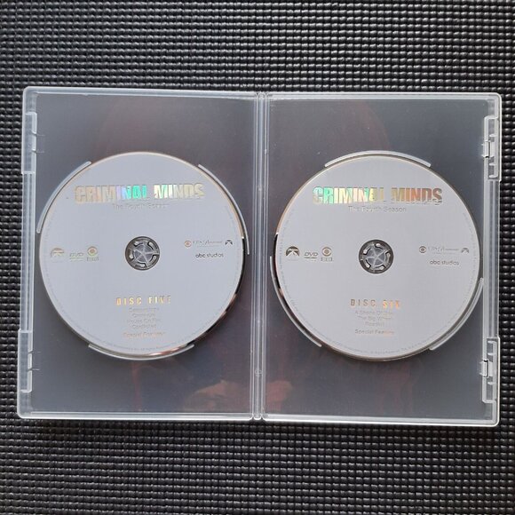 Criminal Minds SEASON 4 Discs FIVE & SIX - Picture 2 of 2